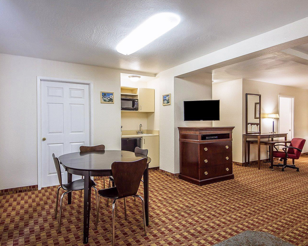 Suites Rooms